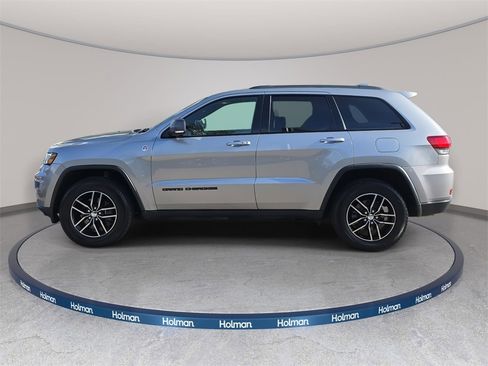 Used 2017 Jeep Grand Cherokee Trailhawk w/ Trailhawk Luxury Group image 7
