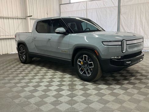 Used 2022 Rivian R1T Adventure image 1