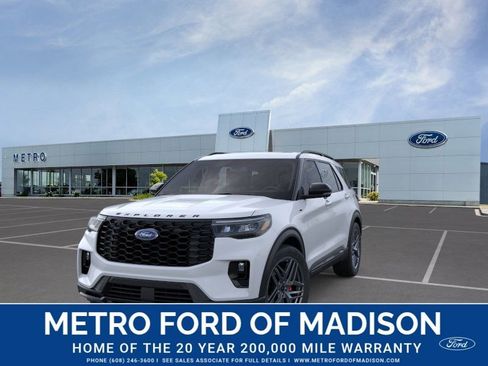 New 2026 Ford Explorer ST-Line w/ ST-Line Street Pack AWD/4WD image 2