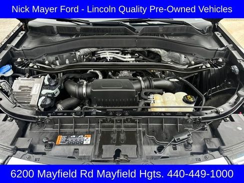 Used 2020 Ford Explorer Platinum w/ Premium Technology Package image 32