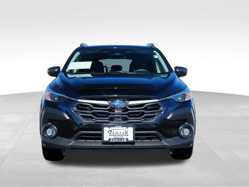 Used 2024 Subaru Crosstrek 2.0i Premium image 2