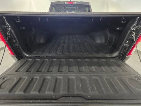Used 2022 RAM 1500 Big Horn AWD/4WD image 21