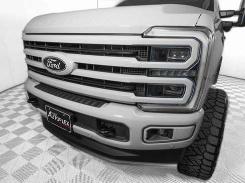 Used 2026 Ford F250 Platinum w/ Platinum Plus Package image 33