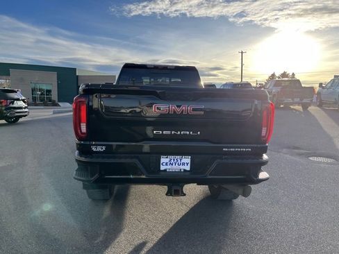 Used 2022 GMC Sierra 3500 Denali w/ Denali Ultimate Package image 9