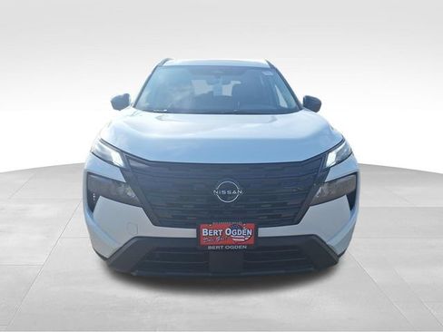 Certified 2026 Nissan Rogue Dark Armor AWD/4WD image 2