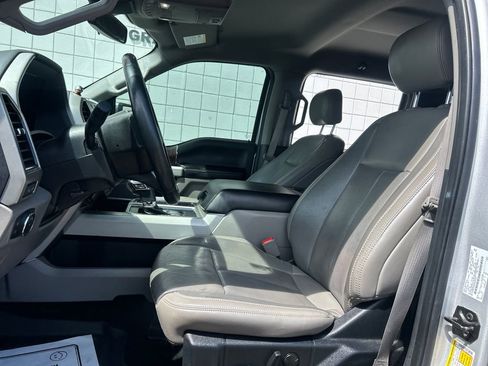 Used 2019 Ford F150 Lariat AWD/4WD image 4