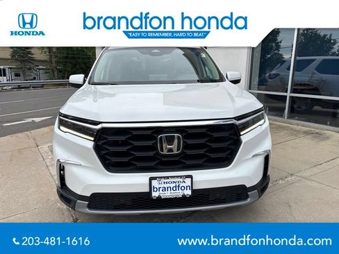 Used 2023 Honda Pilot EX-L image 2