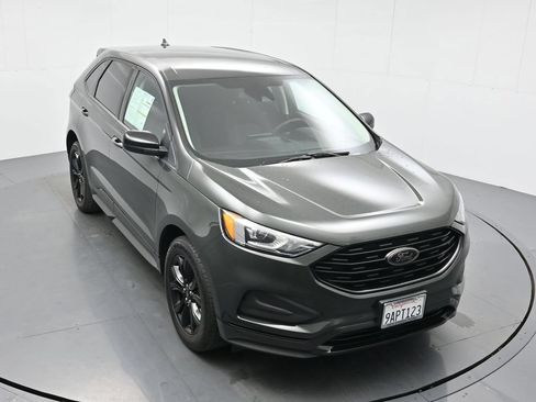 Used 2022 Ford Edge SE w/ Black Appearance Package AWD/4WD image 38