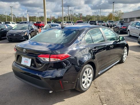New 2026 Toyota Corolla LE image 3
