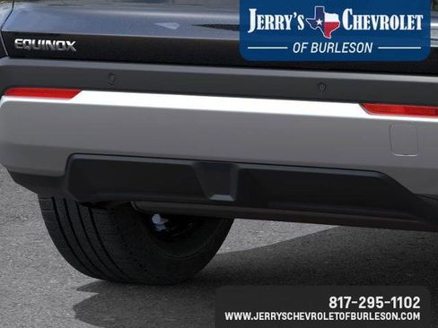 New 2026 Chevrolet Equinox LT w/ Convenience Package II image 17