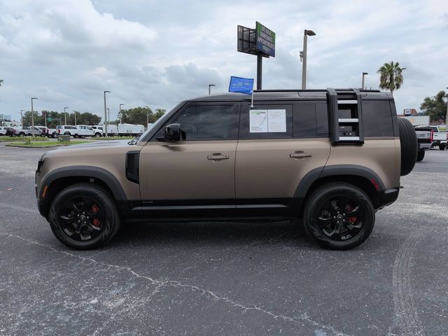 Used 2022 Land Rover Defender 110 X AWD/4WD image 8