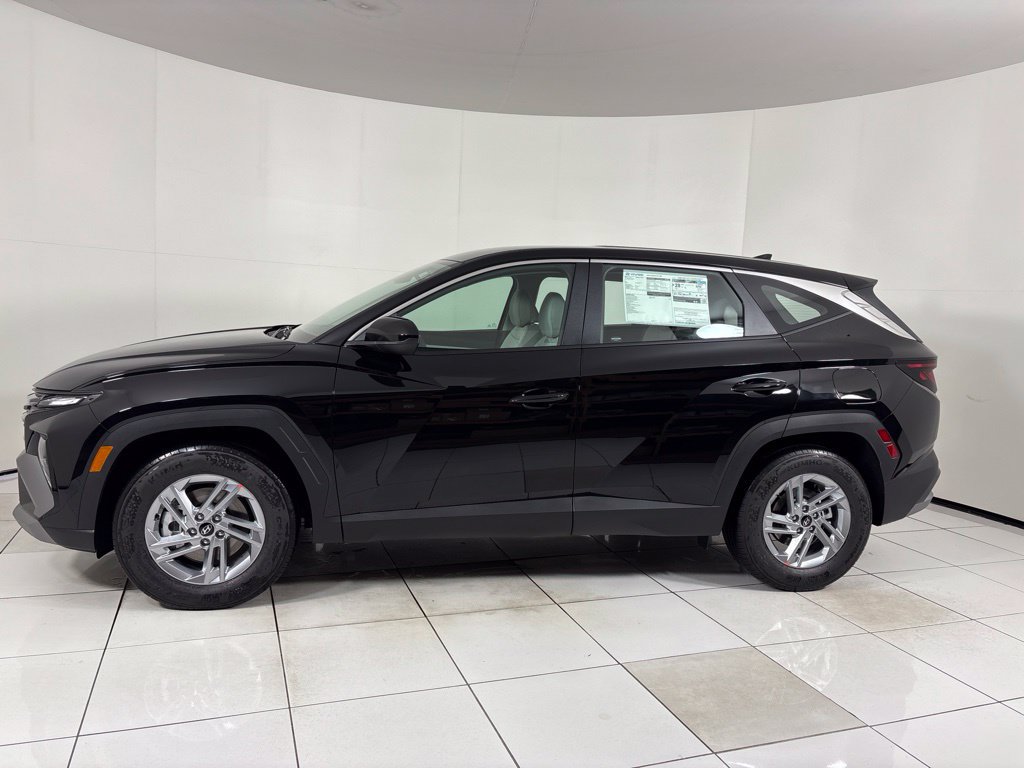 New 2026 Hyundai Tucson SE FWD image 2