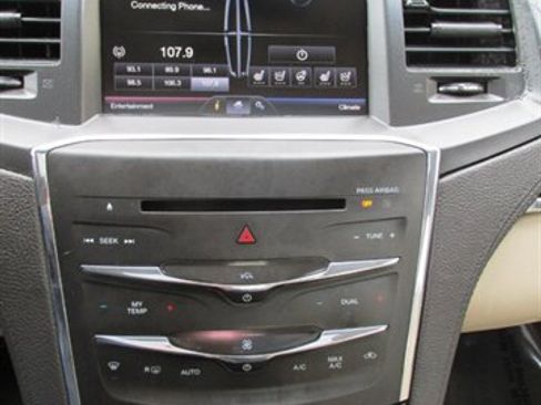 Used 2015 Lincoln MKS AWD w/ Equipment Group 101A image 25