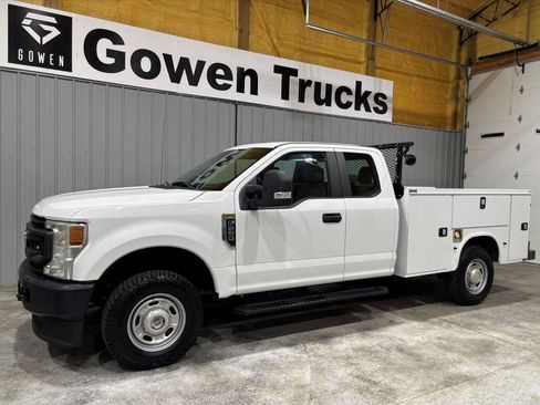 Used 2020 Ford F250 XL w/ Power Equipment Group AWD/4WD image 4