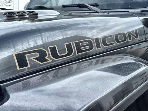 Used 2022 Jeep Wrangler Unlimited Rubicon w/ Trailer Tow Package image 8