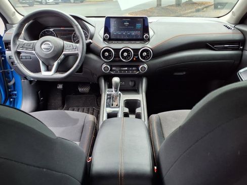 Used 2023 Nissan Sentra SR w/ Electronics Package image 5