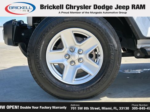 Used 2023 Jeep Gladiator Sport AWD/4WD image 37