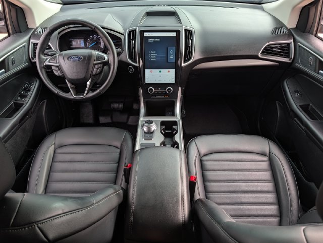 Used 2024 Ford Edge SEL AWD/4WD image 10