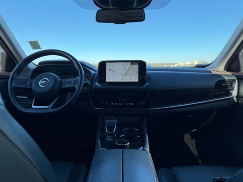 Used 2021 Nissan Rogue SL w/ Premium Package image 18