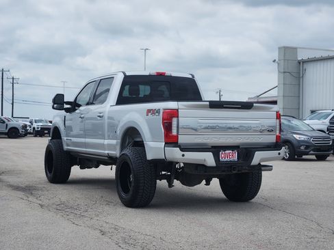 Used 2017 Ford F250 Platinum w/ Platinum Ultimate Package AWD/4WD image 5