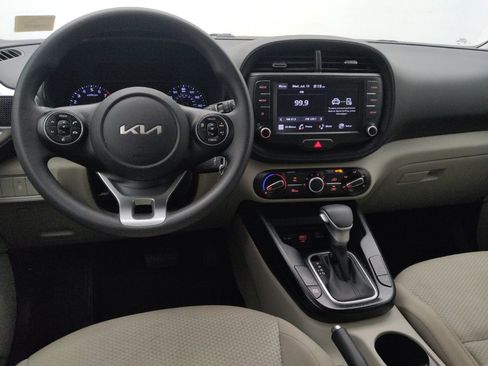 Used 2022 Kia Soul LX FWD image 22