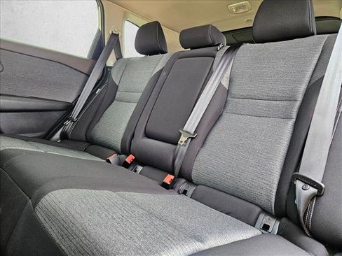 Used 2023 Nissan Rogue SV image 18