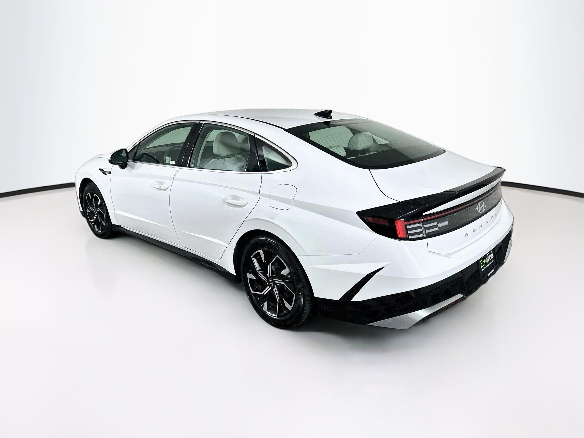 Used 2025 Hyundai Sonata SEL FWD image 5