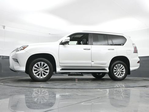 Used 2019 Lexus GX 460 460 image 48