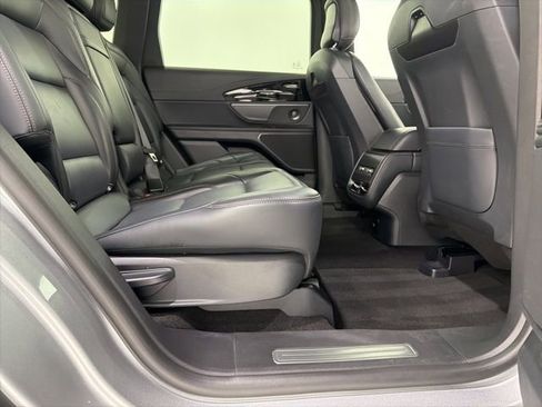 Used 2024 Lincoln Nautilus Premier w/ Equipment Group 102A AWD/4WD image 23