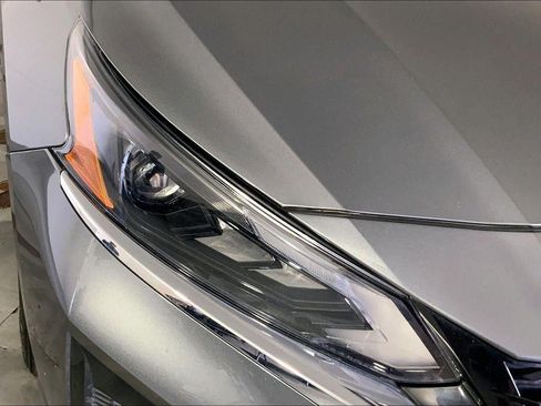 Used 2025 Nissan Altima 2.5 SV FWD image 26