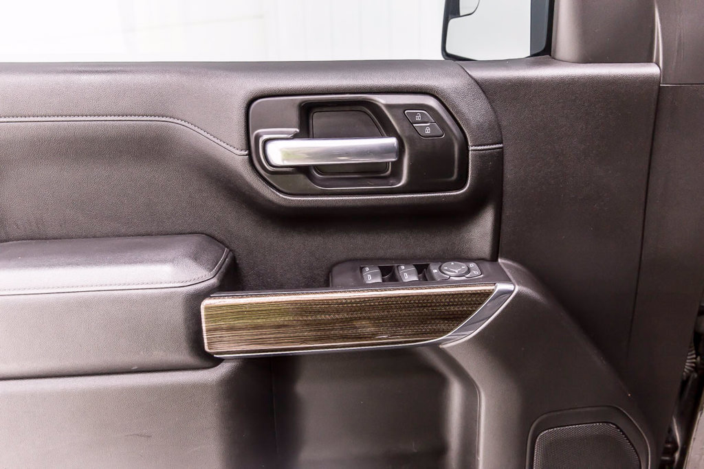 Used 2019 Chevrolet Silverado 1500 LT Trail Boss w/ Convenience Package AWD/4WD image 26