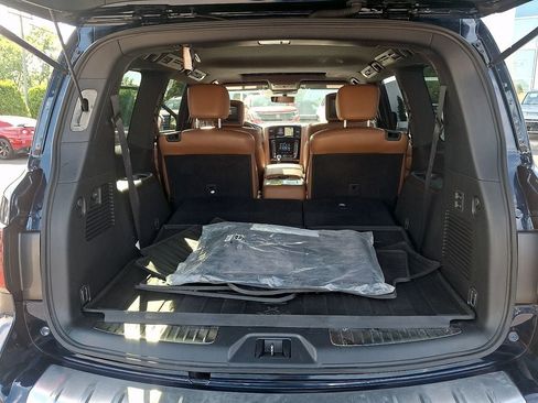 Used 2021 INFINITI QX80 Sensory w/ All-Season Package AWD/4WD image 28