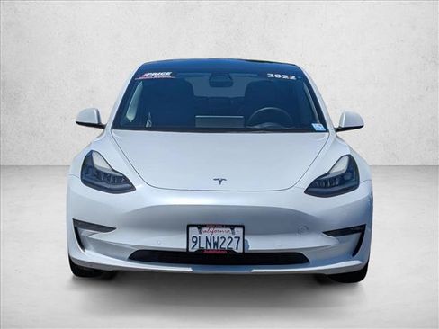 Used 2022 Tesla Model 3 Long Range AWD/4WD image 2