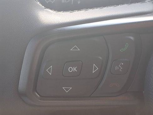 Used 2023 Jeep Wrangler Sport AWD/4WD image 13