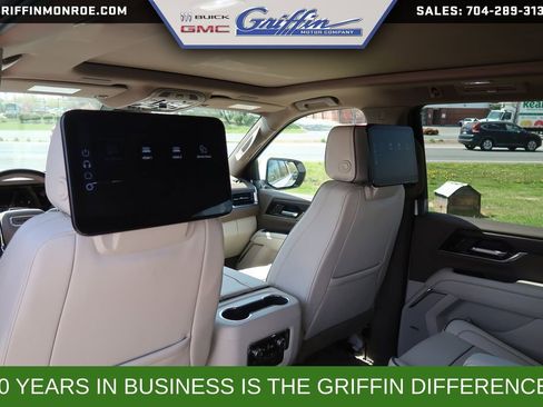 New 2026 GMC Yukon XL Denali w/ Denali Reserve Package AWD/4WD image 25