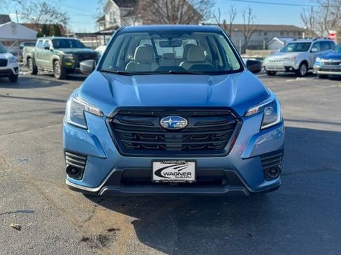 Used 2023 Subaru Forester image 2