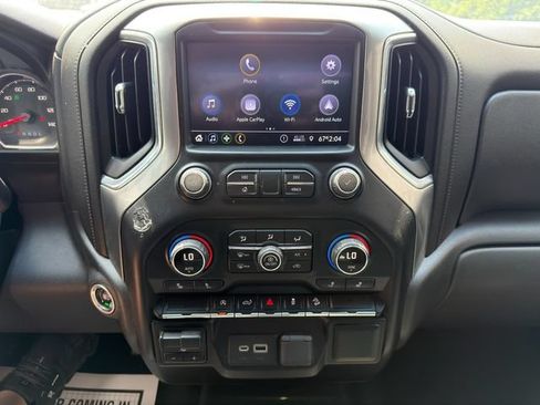 Used 2020 Chevrolet Silverado 1500 LT Trail Boss w/ Safety Package AWD/4WD image 22