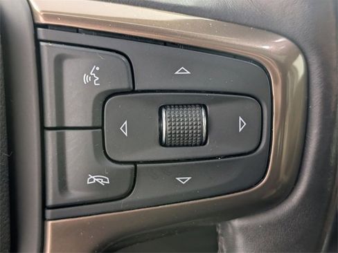 Used 2021 Chevrolet Silverado 2500 High Country w/ Technology Package image 18