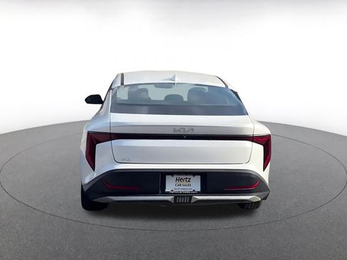 Used 2025 Kia K4 LXS image 12
