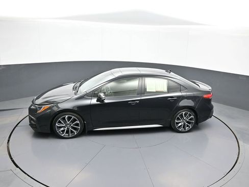 Certified 2022 Toyota Corolla SE w/ SE Premium Package image 40