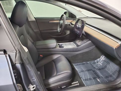 Used 2022 Tesla Model 3 Performance image 9