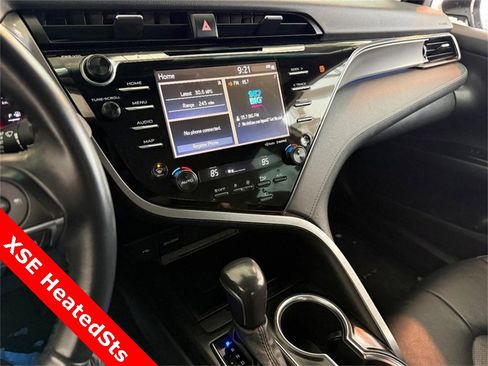 Used 2020 Toyota Camry XSE image 23