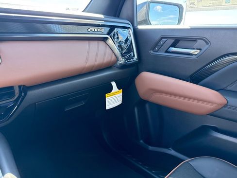 New 2026 GMC Canyon AT4 AWD/4WD image 27