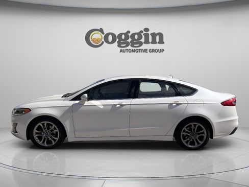 Certified 2020 Ford Fusion SEL image 3