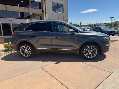 Used 2019 Lincoln MKC Select w/ Select Plus Package AWD/4WD image 37