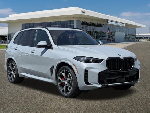 New 2026 BMW X5 xDrive50e AWD/4WD image 2