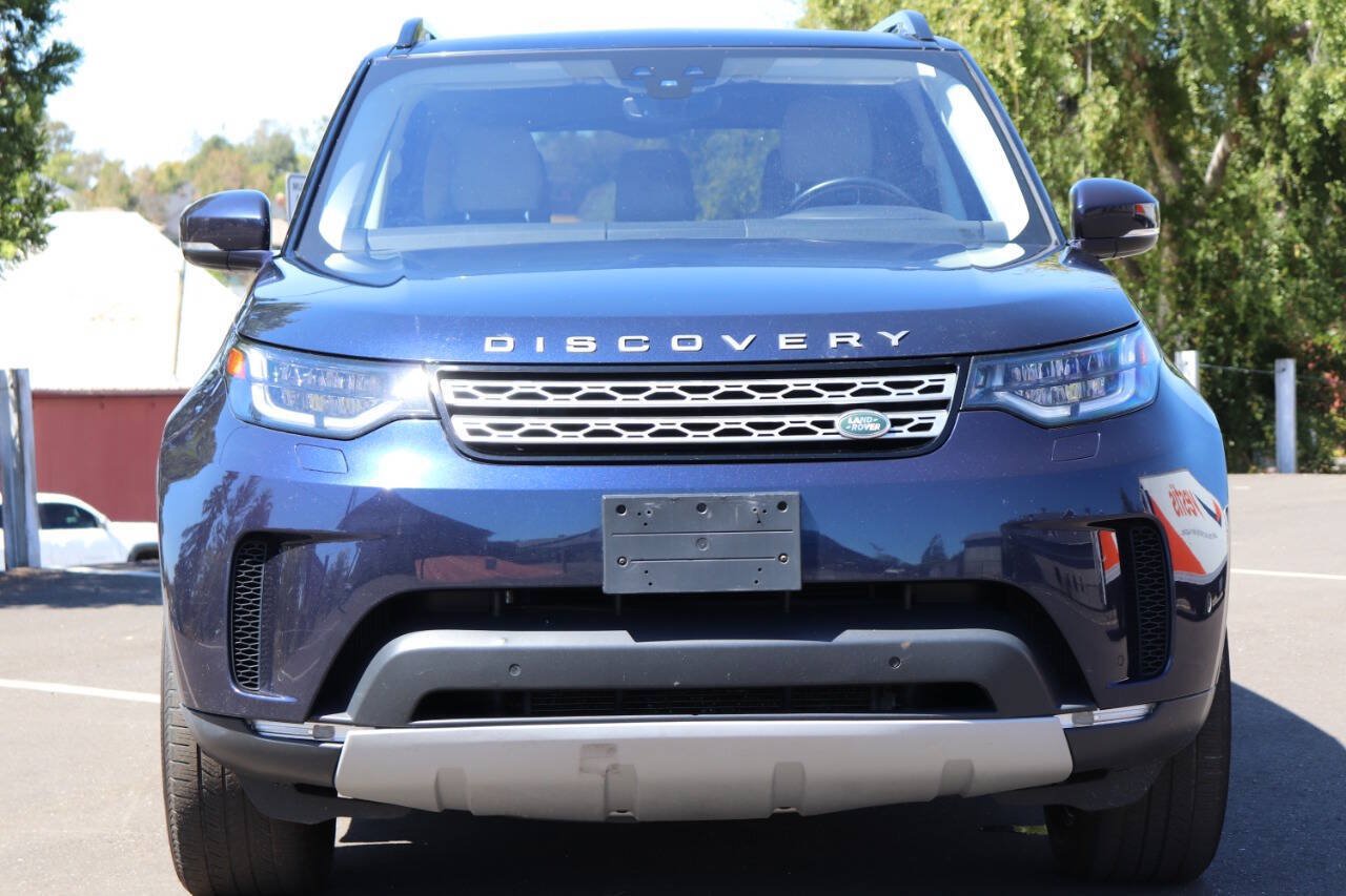 Used 2018 Land Rover Discovery HSE AWD/4WD image 3