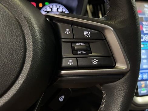 Certified 2025 Subaru Outback Limited image 42