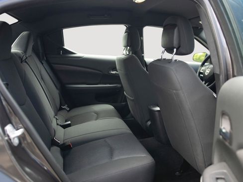 Used 2014 Dodge Avenger SE w/ Rallye Appearance Group FWD image 15