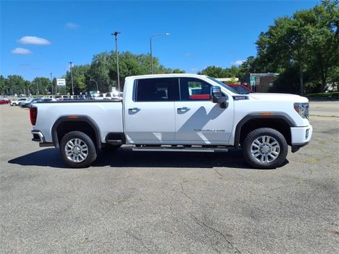 Used 2020 GMC Sierra 3500 Denali w/ Denali Ultimate Package image 2